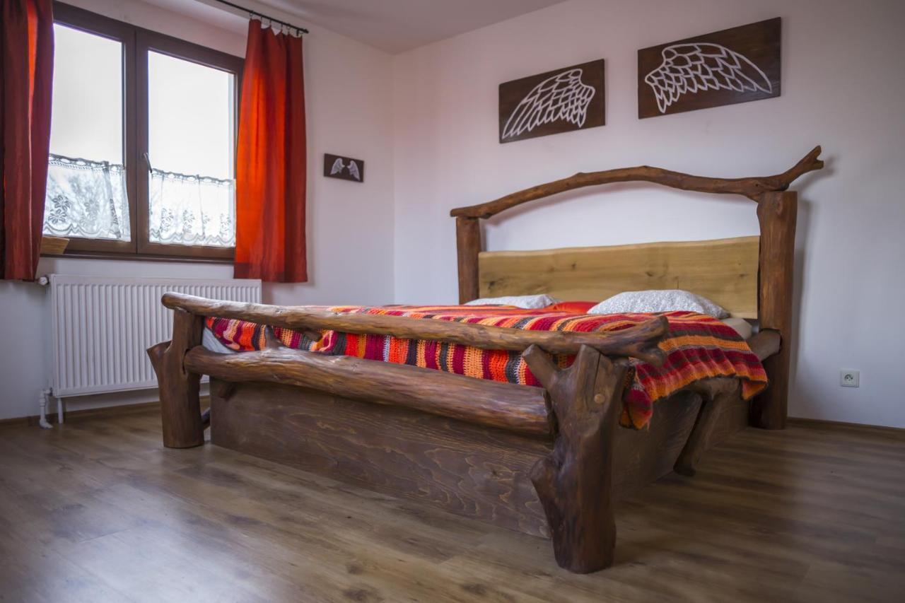Bike Bistro A Penzion U Vsech Andelu Nove Mesto pod Smrkem Bagian luar foto